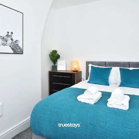Gilman House By Truestays - 4 Bedroom House In Stoke-On-Trent Etruria Eksteriør bilde