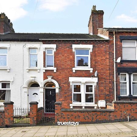 Gilman House By Truestays - 4 Bedroom House In Stoke-On-Trent Etruria Eksteriør bilde
