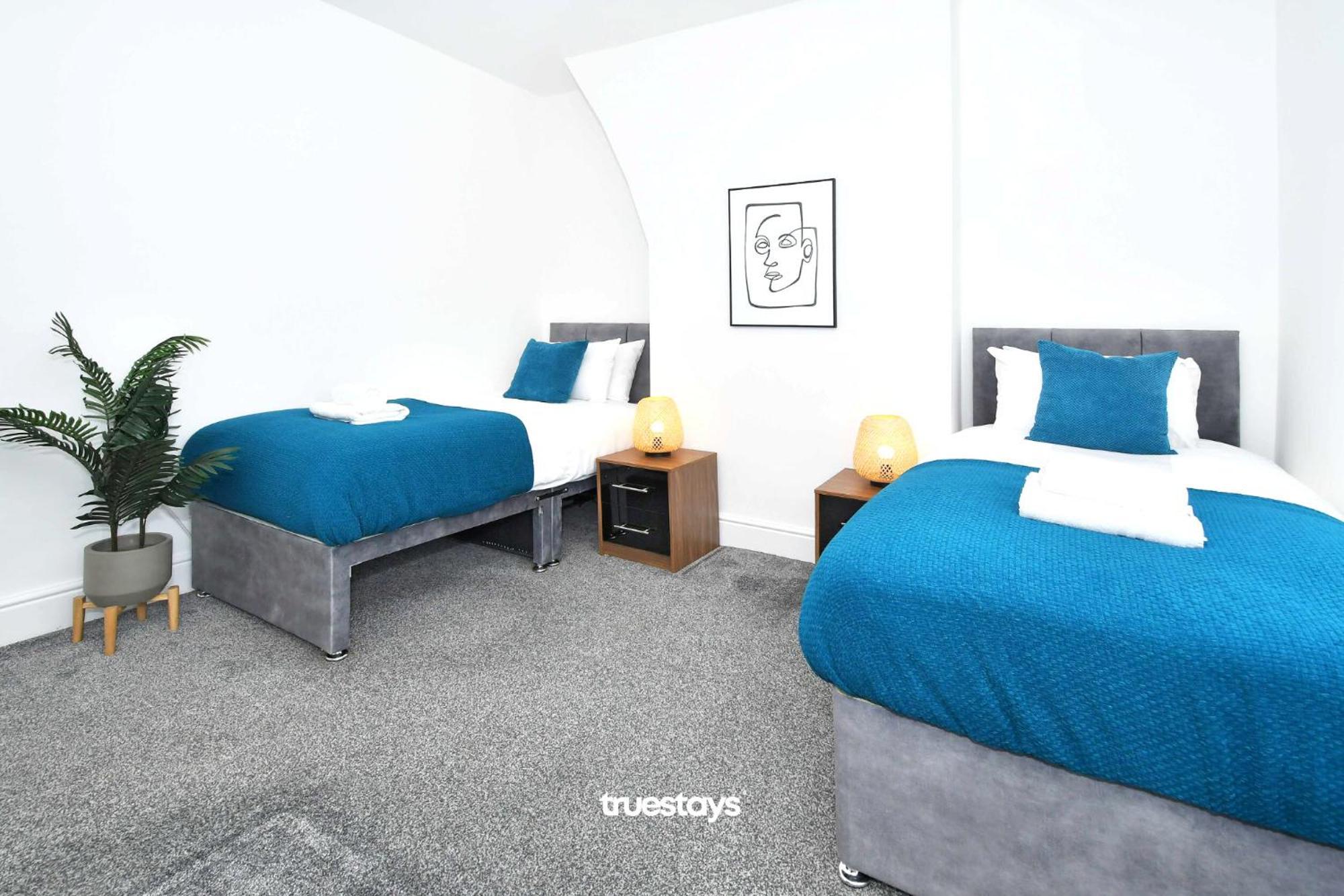 Gilman House By Truestays - 4 Bedroom House In Stoke-On-Trent Etruria Eksteriør bilde