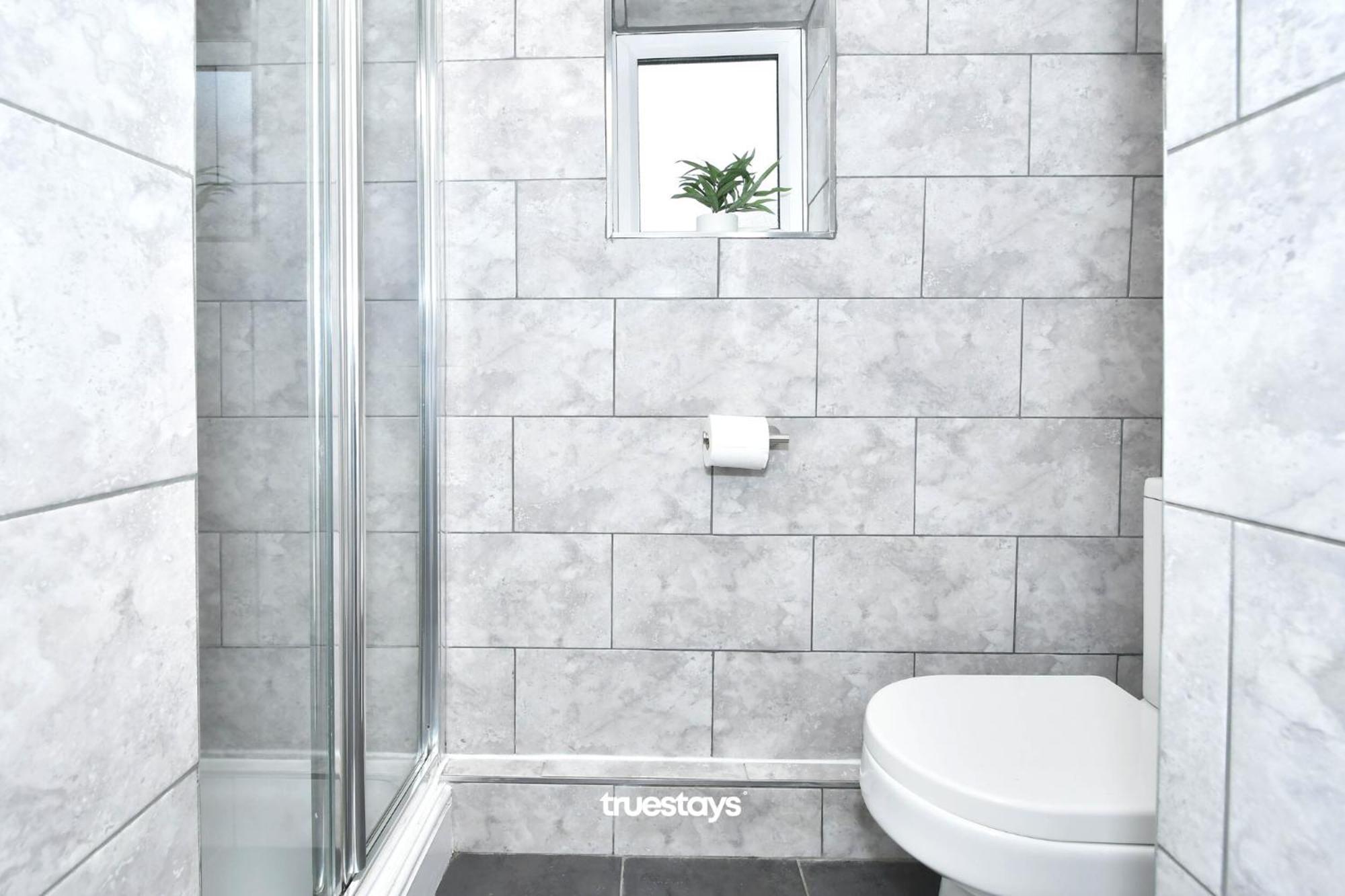 Gilman House By Truestays - 4 Bedroom House In Stoke-On-Trent Etruria Eksteriør bilde